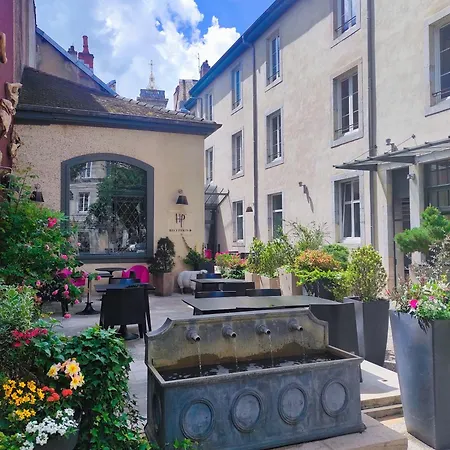 De Paris Hotel 3*
